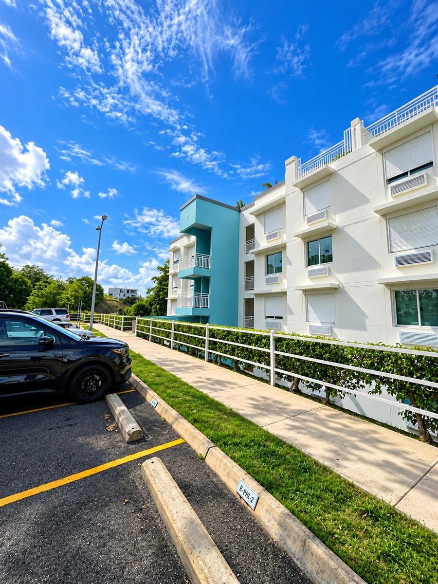 Rd 968 K1.8 LAS COLINAS STREET, #F202, Rio Grande, PR 00745