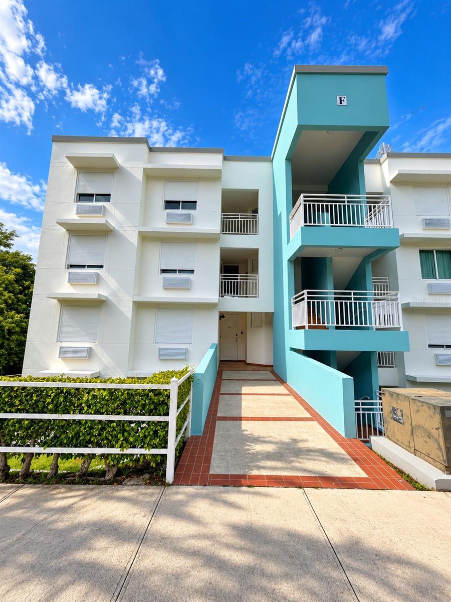 Rd 968 K1.8 LAS COLINAS STREET, #F202, Rio Grande, PR 00745