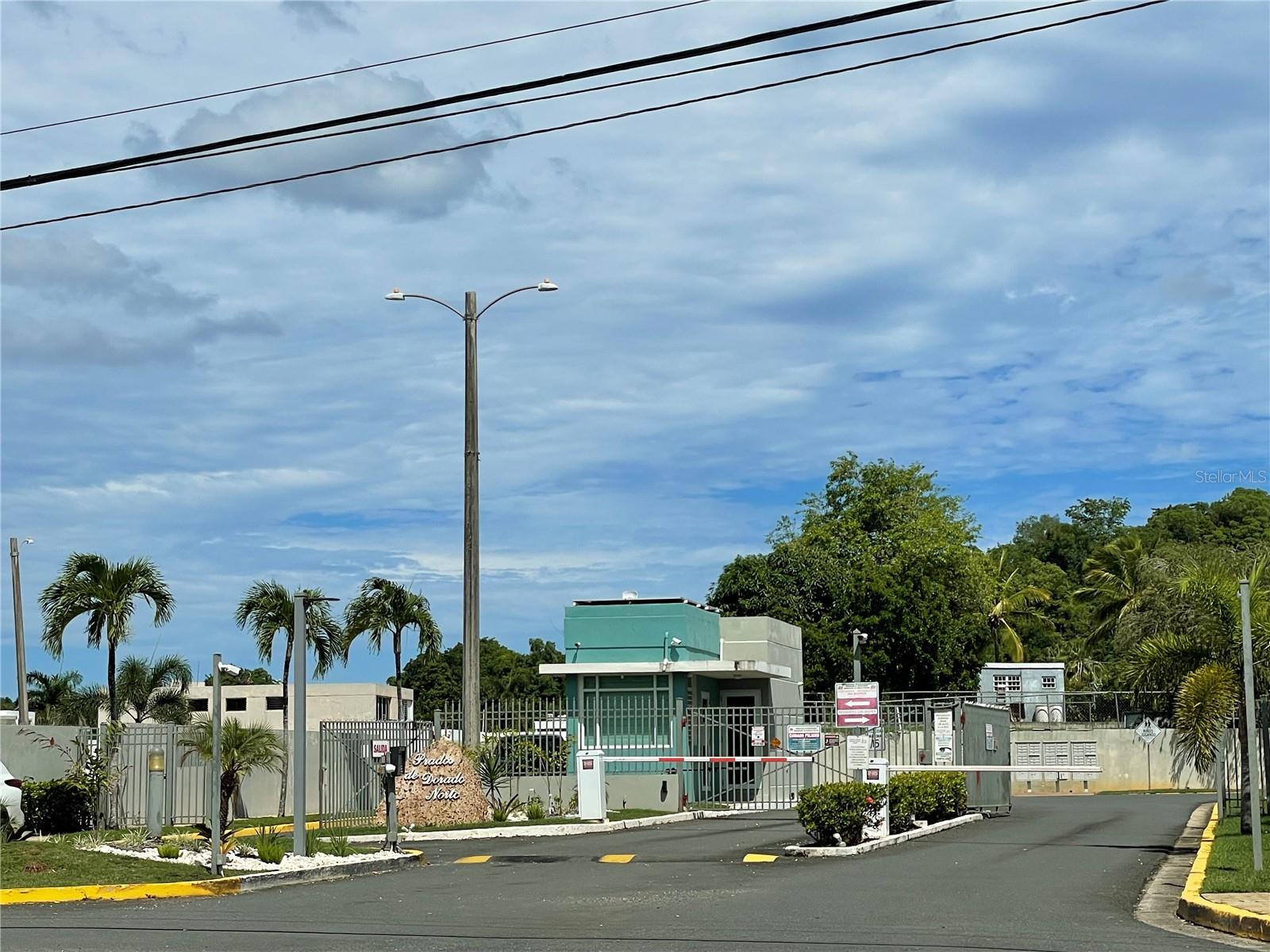 24 JADE, Dorado, PR 00646
