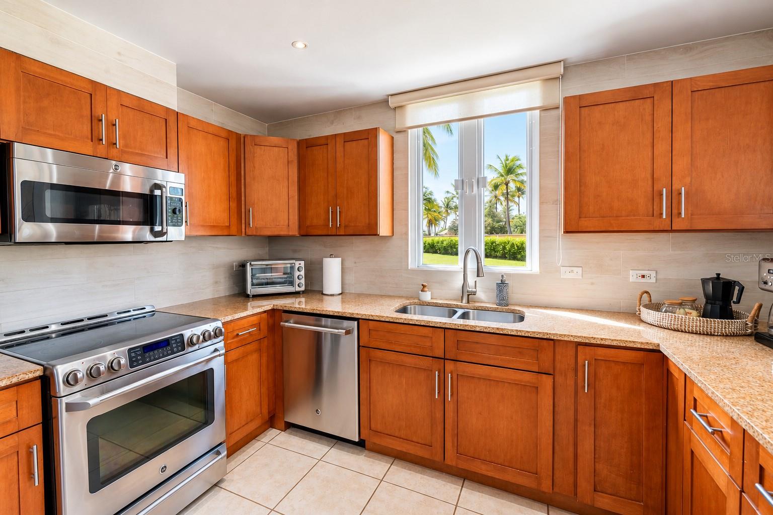 100 OCEAN DRIVE, #114, Humacao, PR 00791