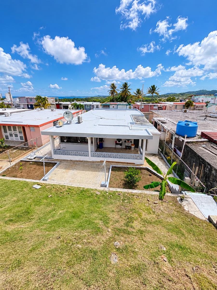 22 E-14, Luquillo, PR 00773