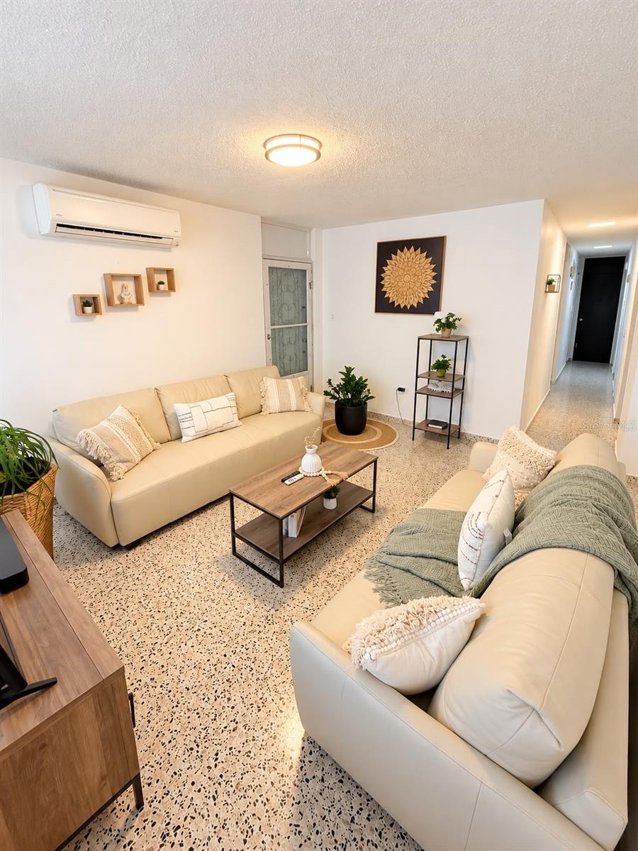 22 E-14, Luquillo, PR 00773 22 E-14, Luquillo, PR 00773