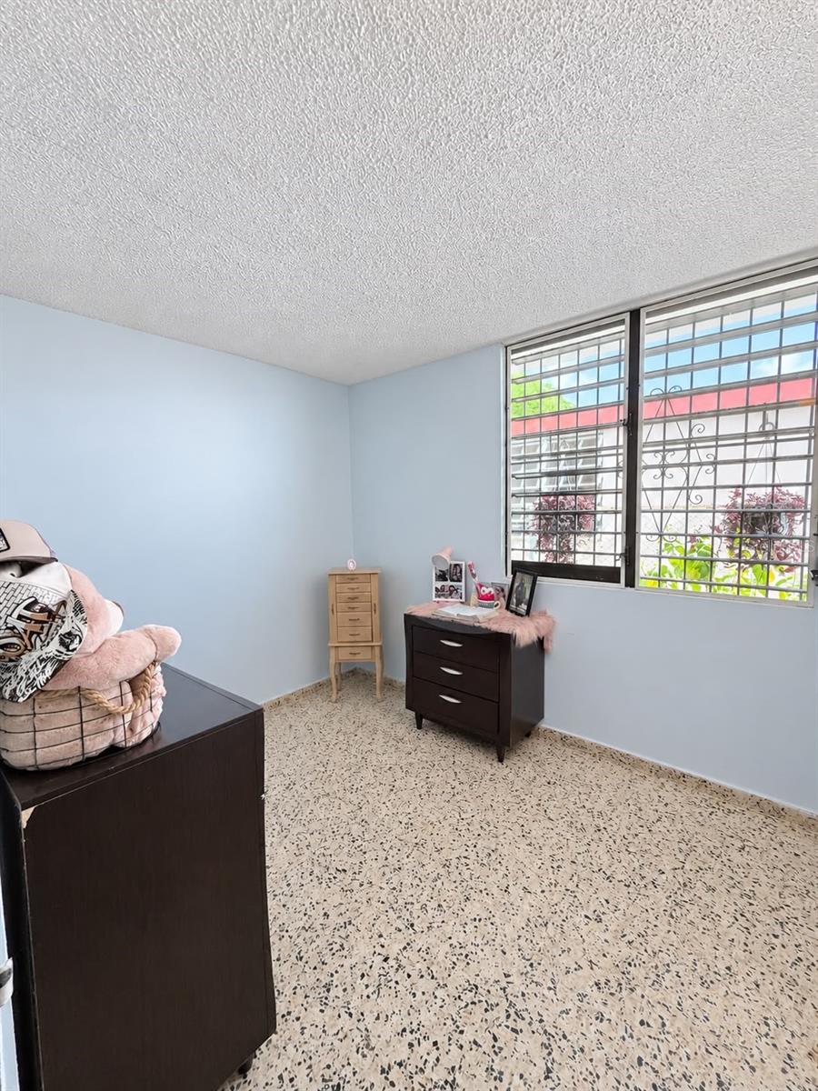 22 E-14, Luquillo, PR 00773 22 E-14, Luquillo, PR 00773