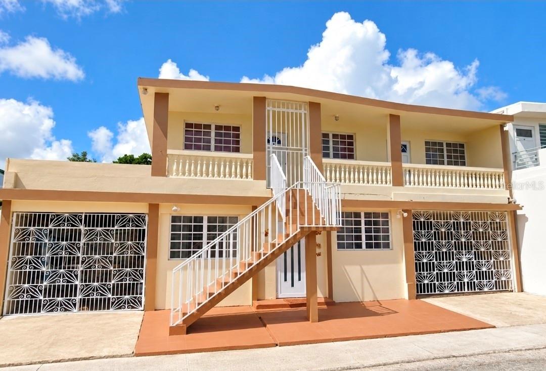 Fachada de la propiedad