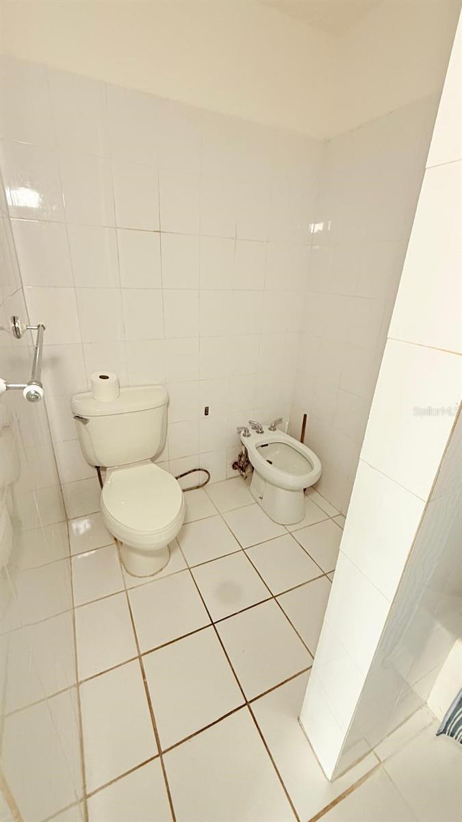 37 ISLA VERDE AVE., #201, Carolina, PR 00979