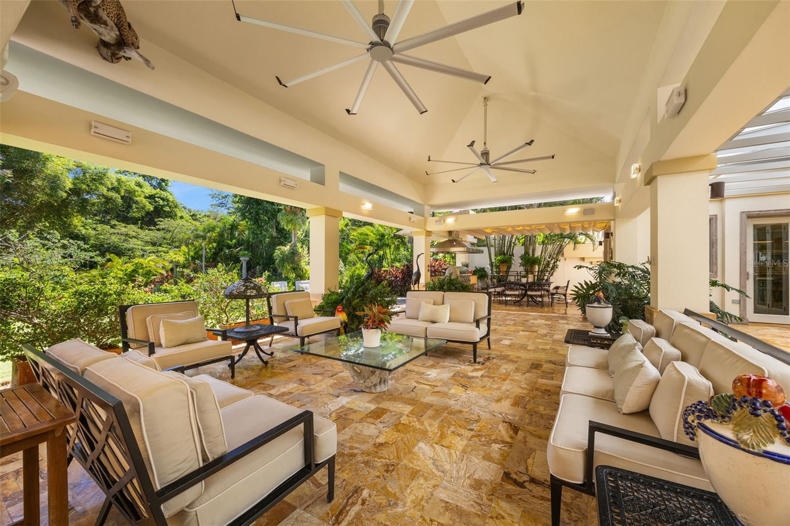 61 FOREST HILLS, Dorado, PR 00646