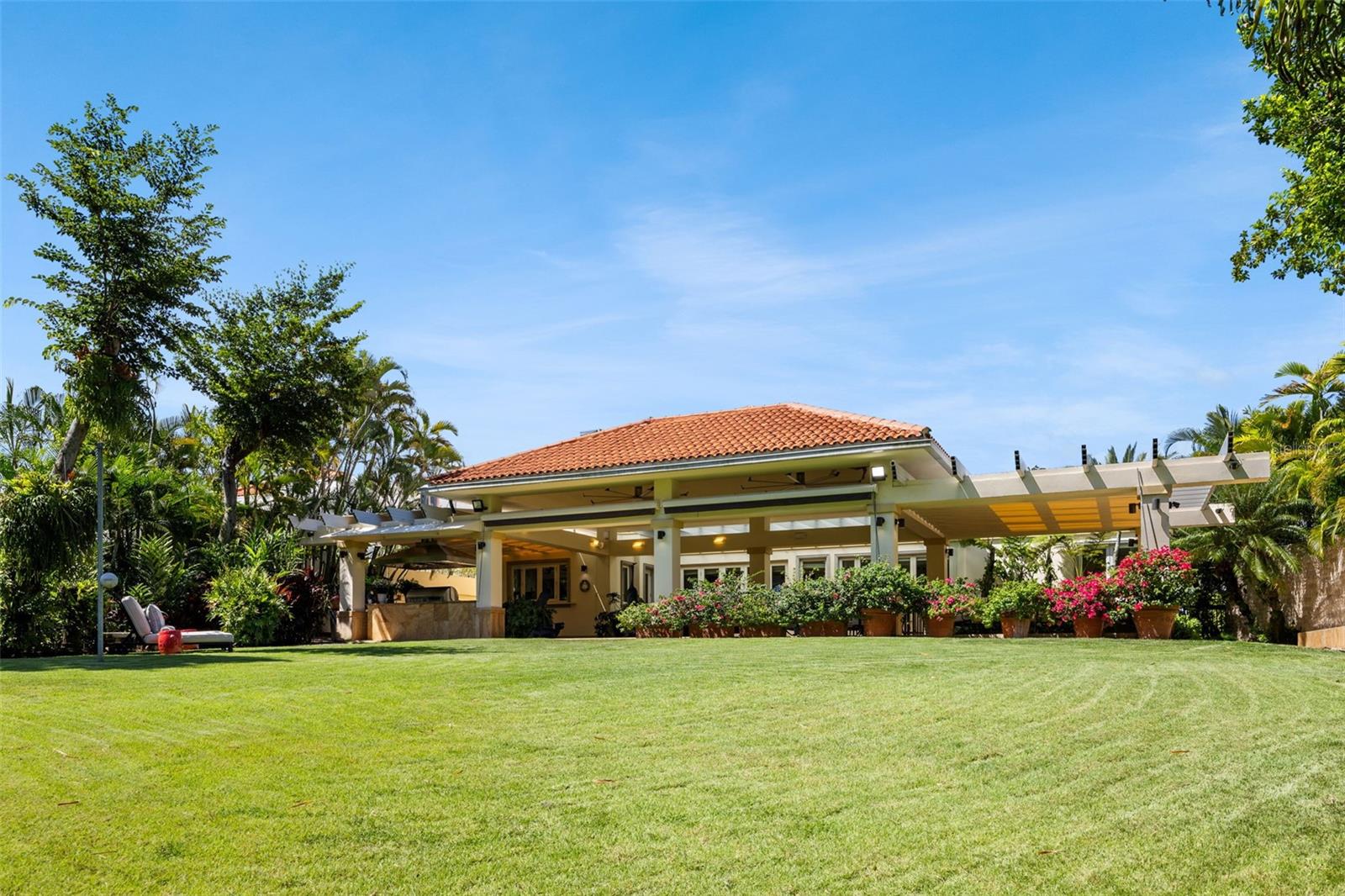 61 FOREST HILLS, Dorado, PR 00646 61 FOREST HILLS, Dorado, PR 00646