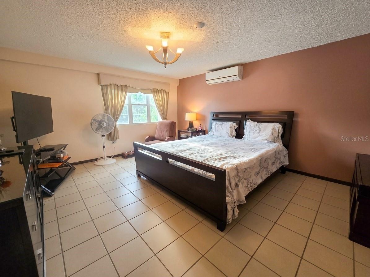 187 COND. PLAZA REAL CAPARRA, #410, Guaynabo, PR 00966