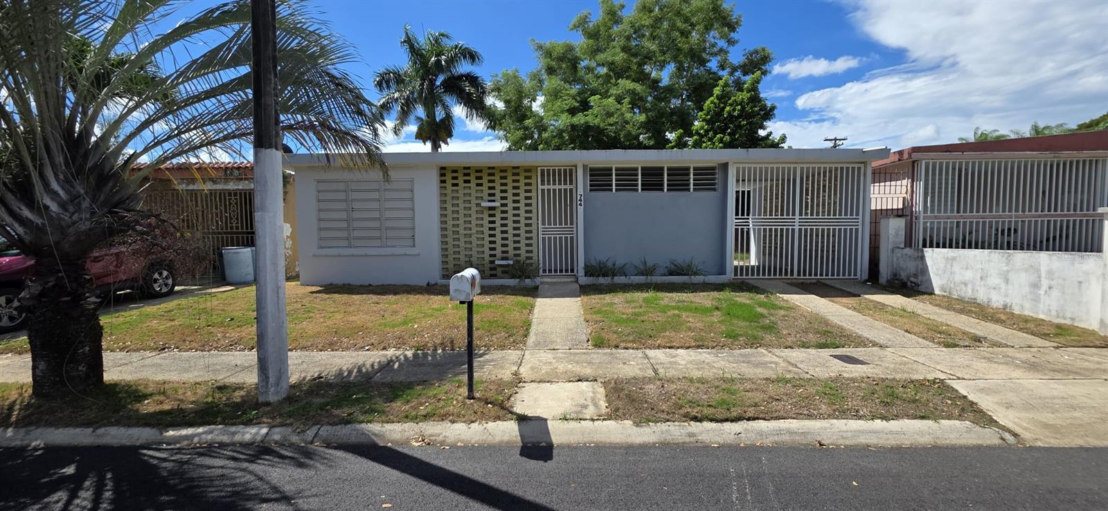 Urb. Highland Park CALLE ACACIA, #744, San Juan, PR 00924