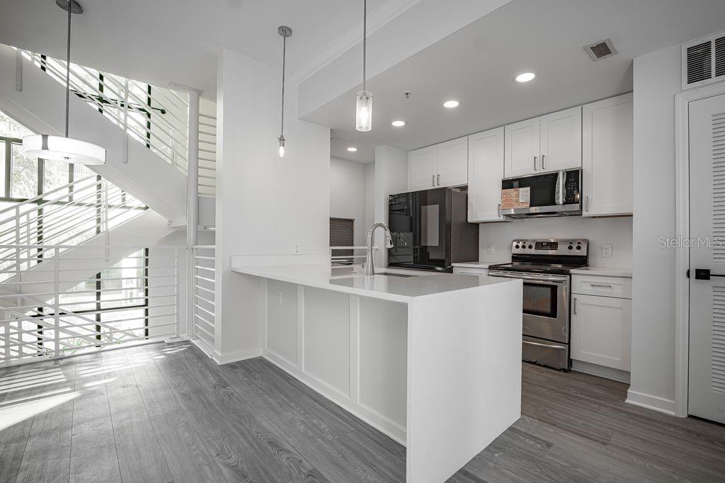 460 E JACKSON STREET, #2, Orlando, FL 32801