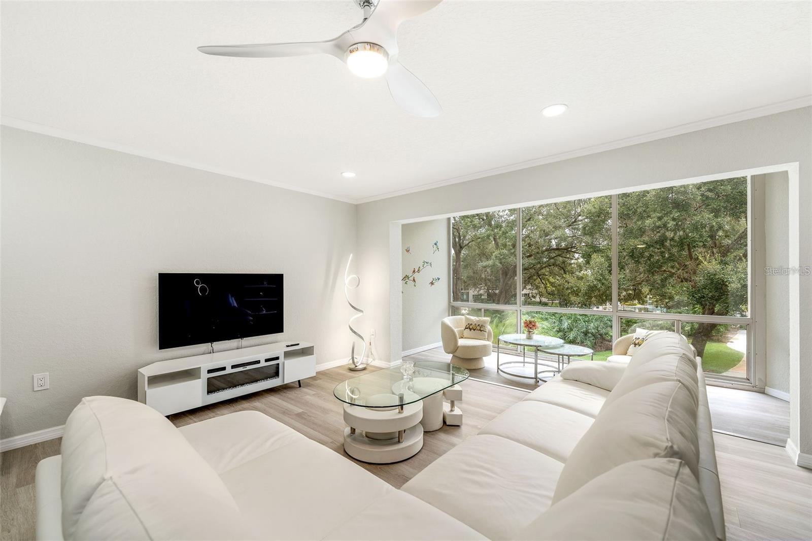 700 MELROSE AVENUE, #J24, Winter Park, FL 32789