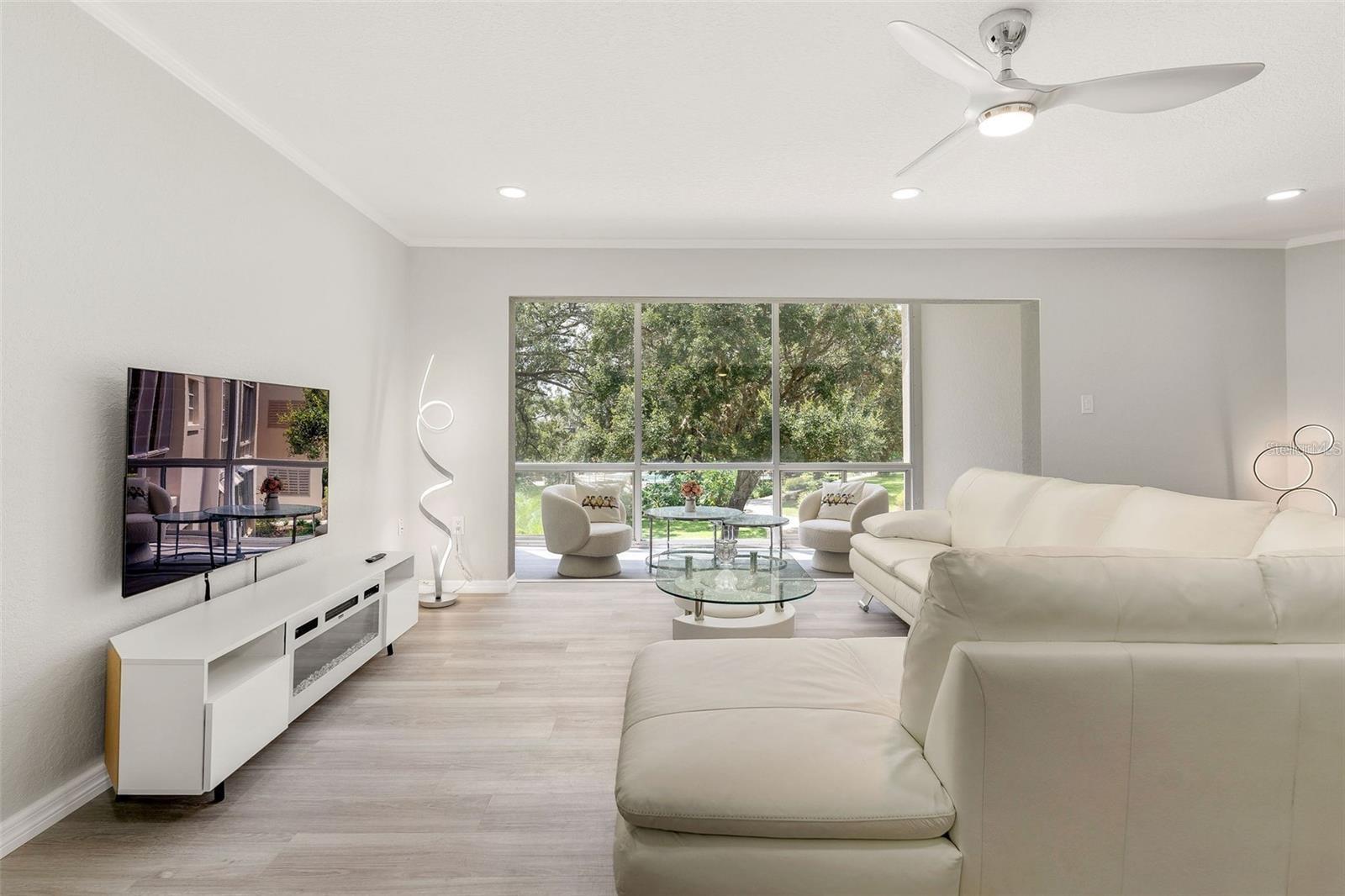700 MELROSE AVENUE, #J24, Winter Park, FL 32789
