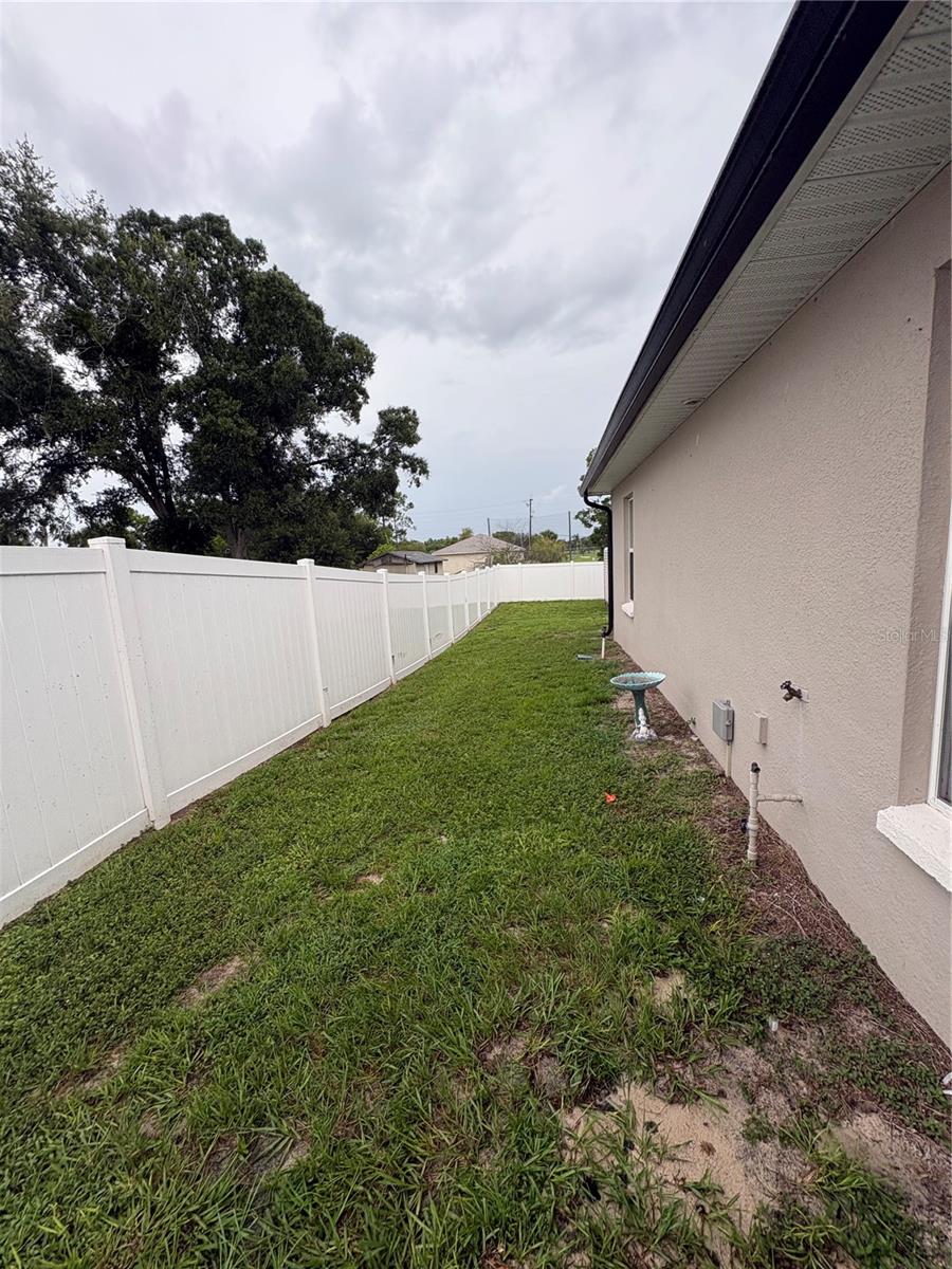640 E GRAPEFRUIT AVENUE, Lake Alfred, FL 33850
