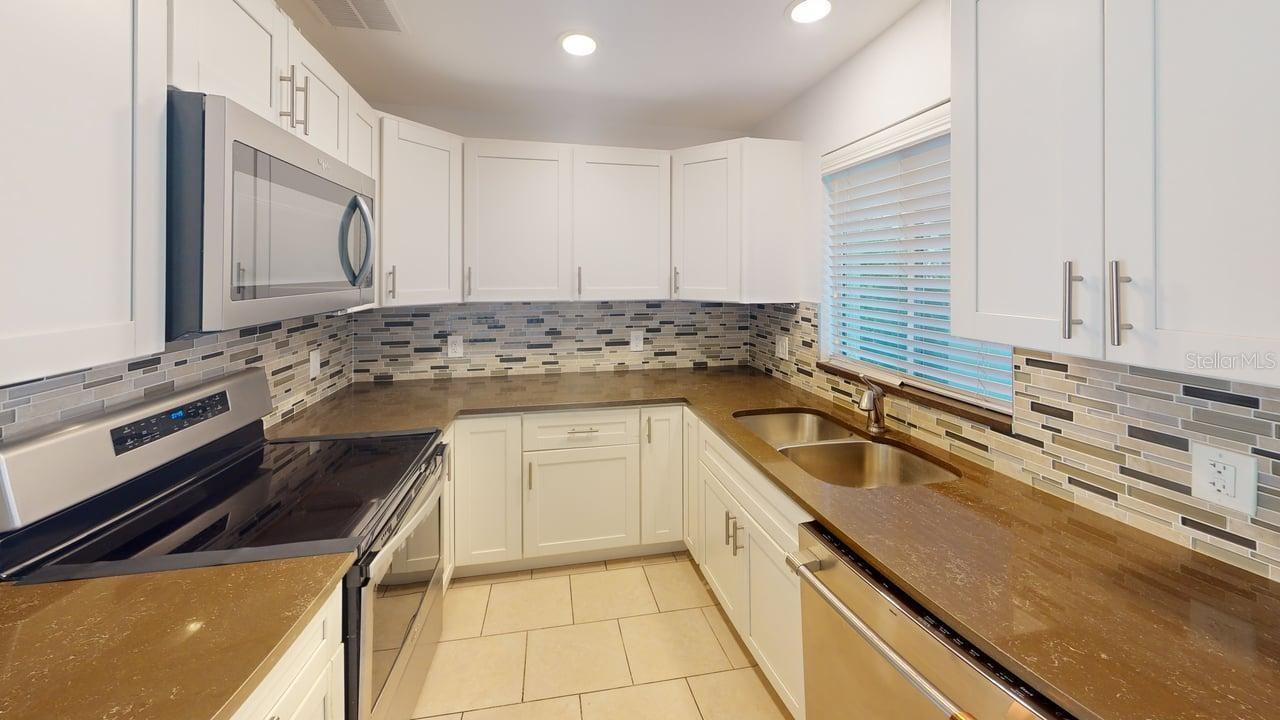 3670 PINECREST STREET, #111, Sarasota, FL 34232