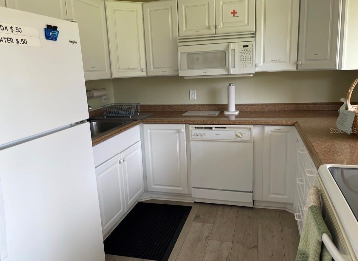 3670 PINECREST STREET, #111, Sarasota, FL 34232