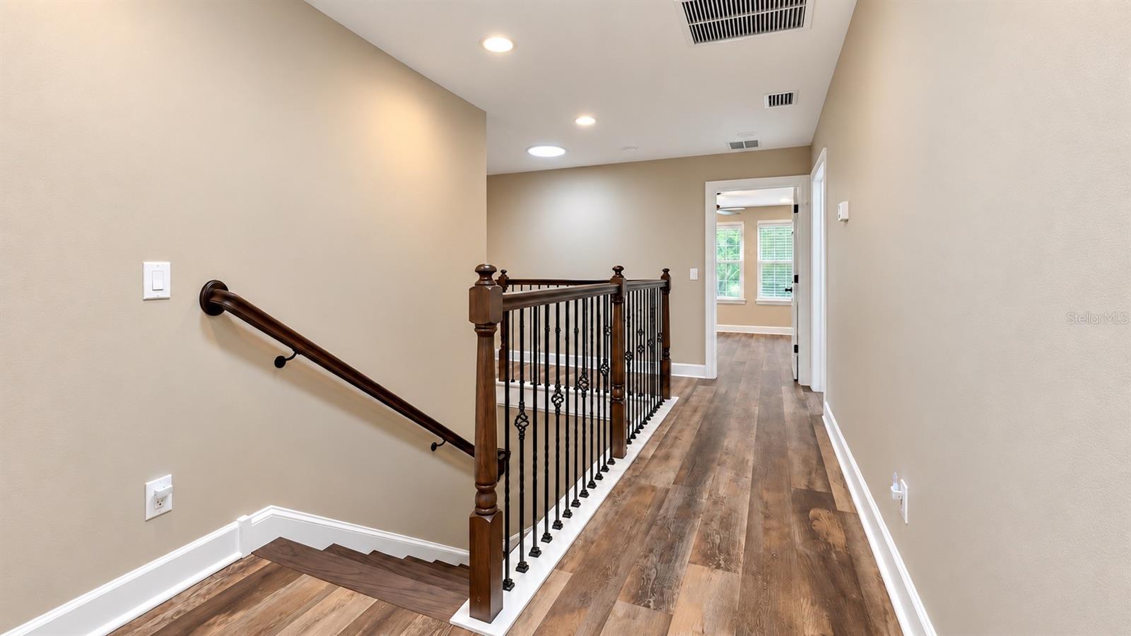 832 GOLFVIEW STREET, Orlando, FL 32804