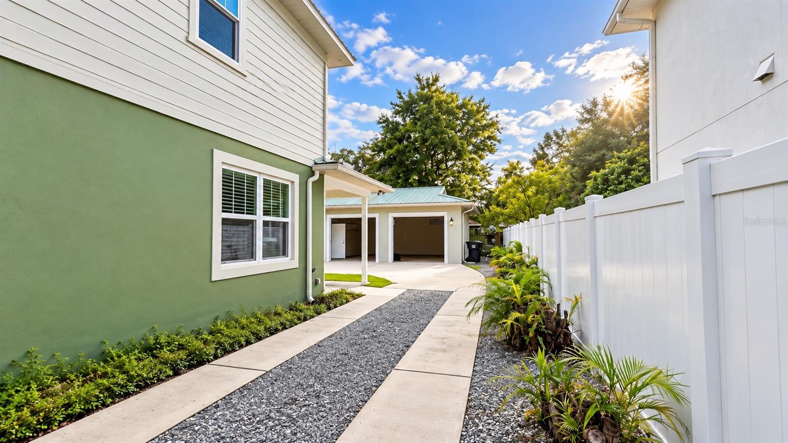 832 GOLFVIEW STREET, Orlando, FL 32804