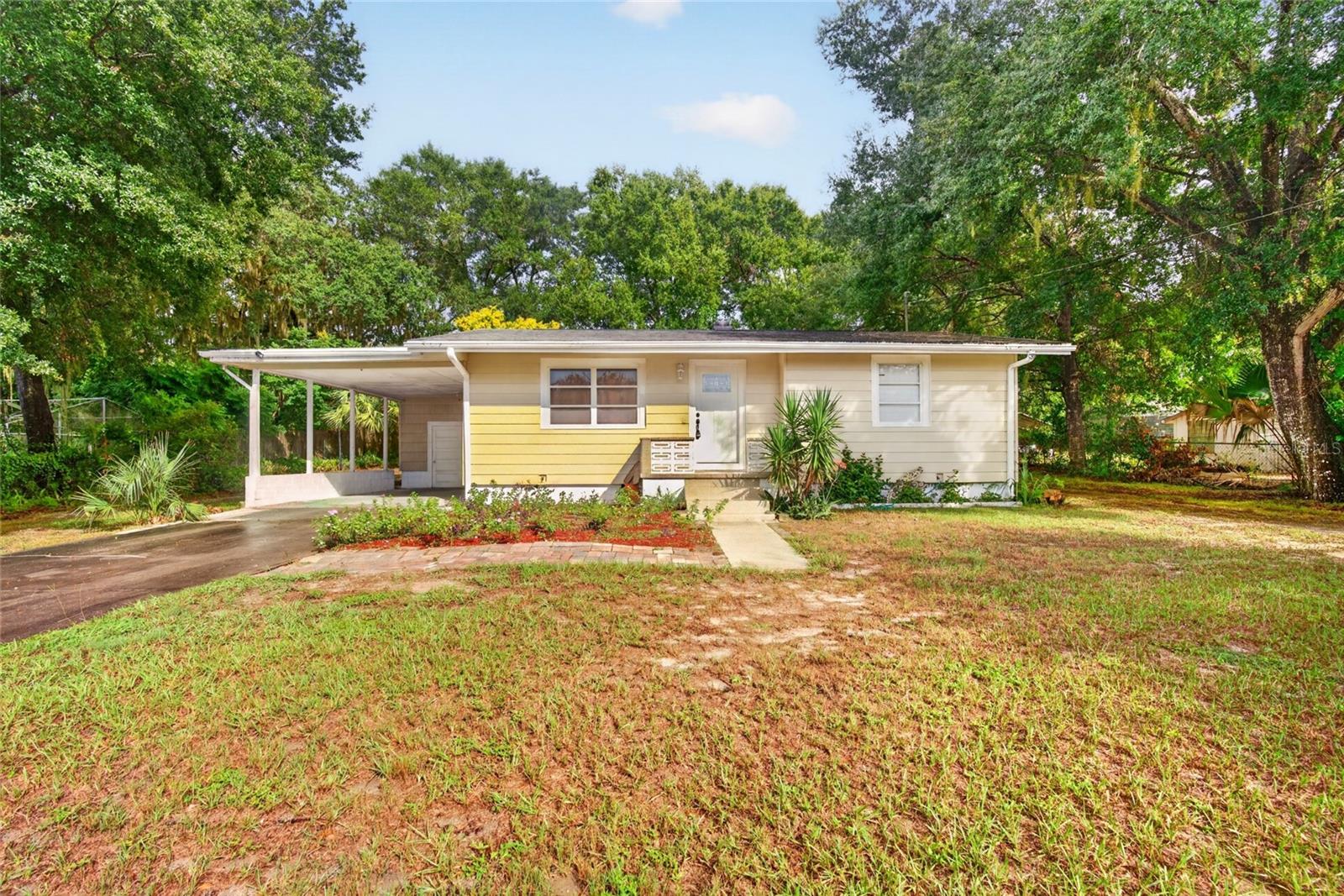 210 NEBRASKA AVENUE, Leesburg, FL 34748