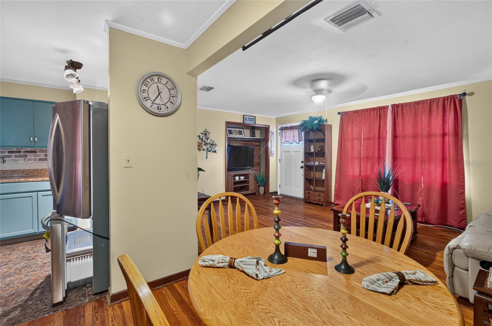 210 NEBRASKA AVENUE, Leesburg, FL 34748 210 NEBRASKA AVENUE, Leesburg, FL 34748