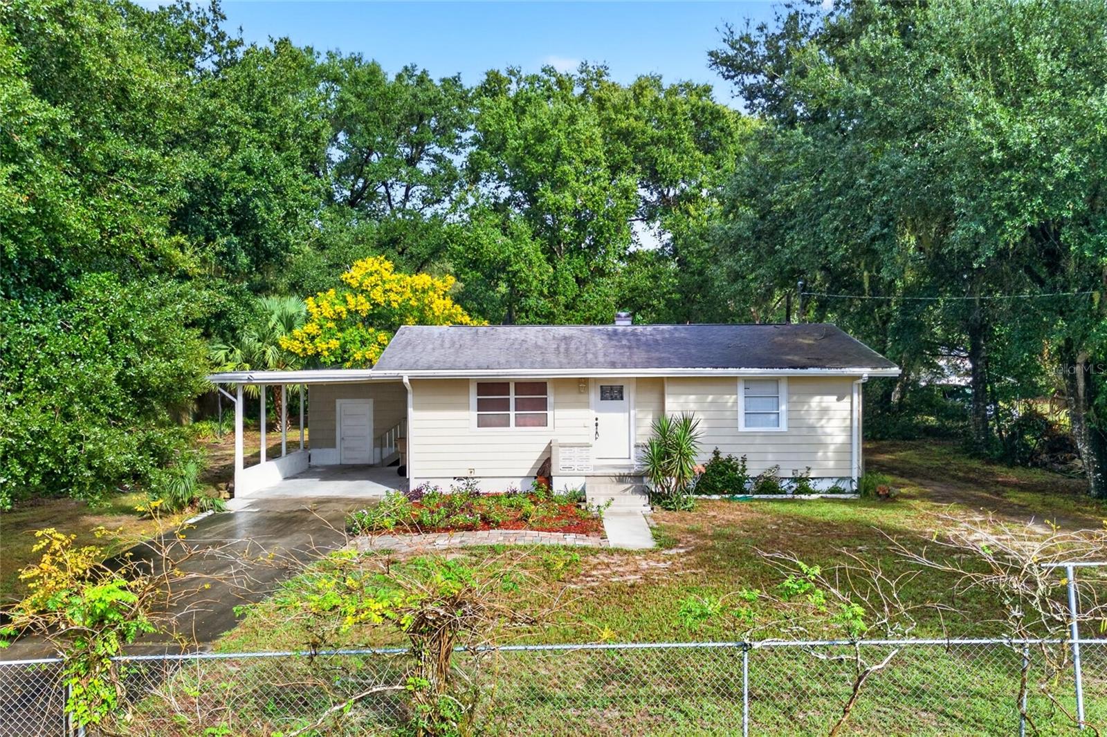 210 NEBRASKA AVENUE, Leesburg, FL 34748