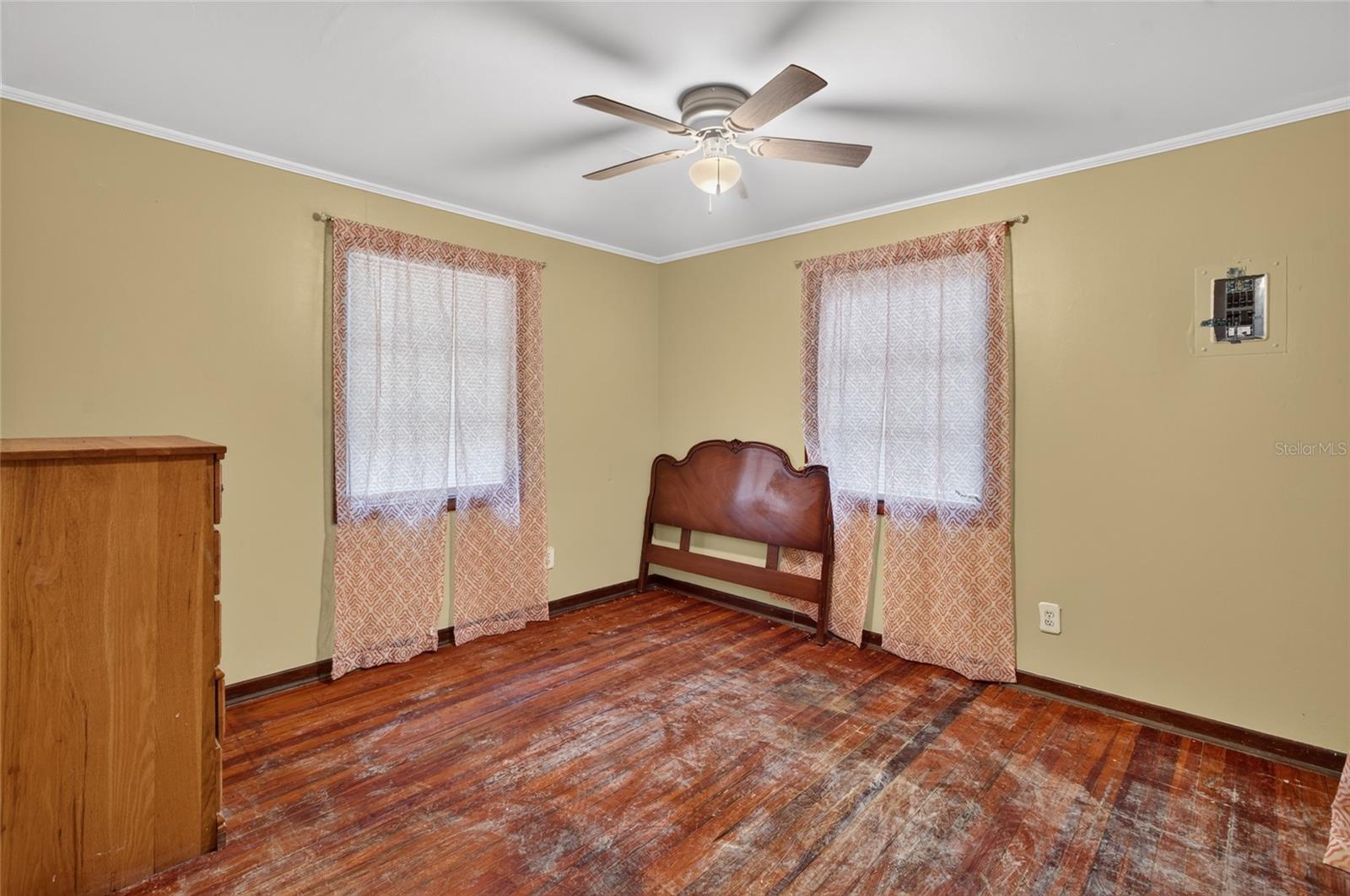 210 NEBRASKA AVENUE, Leesburg, FL 34748