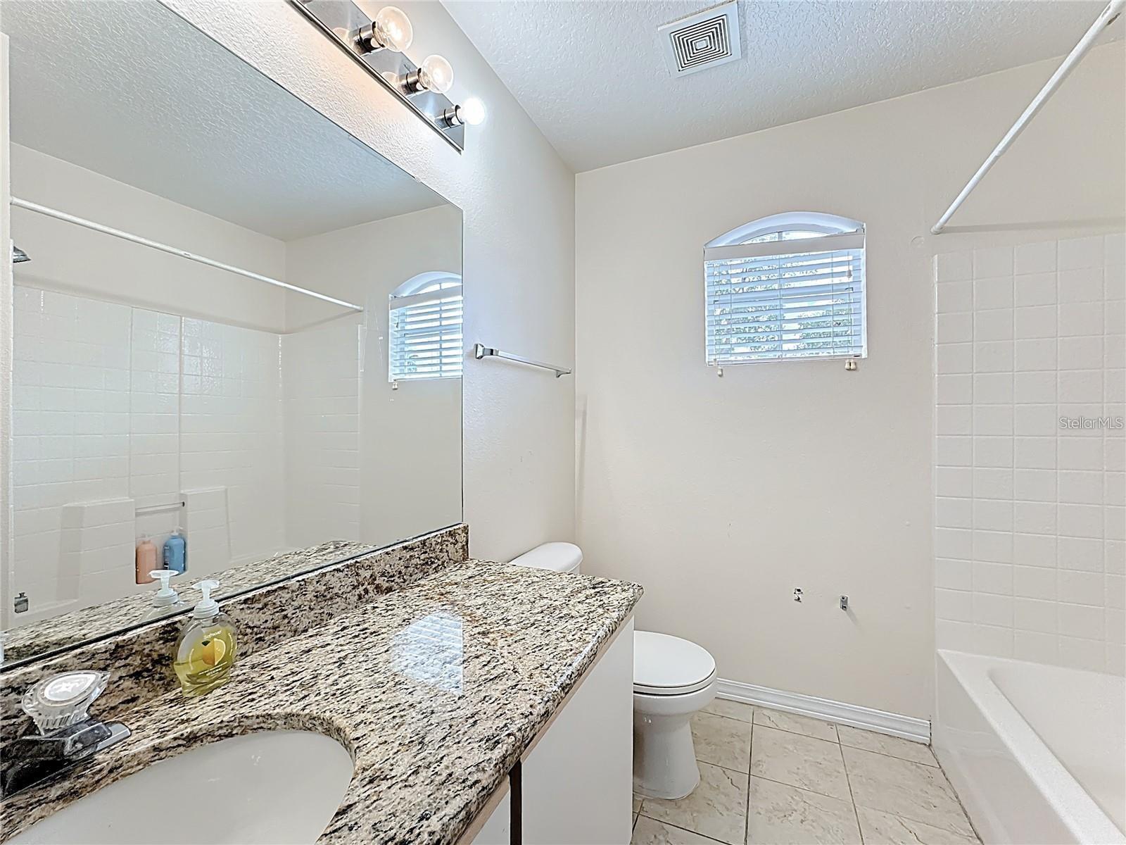 302 JULLIARD BOULEVARD, Davenport, FL 33897