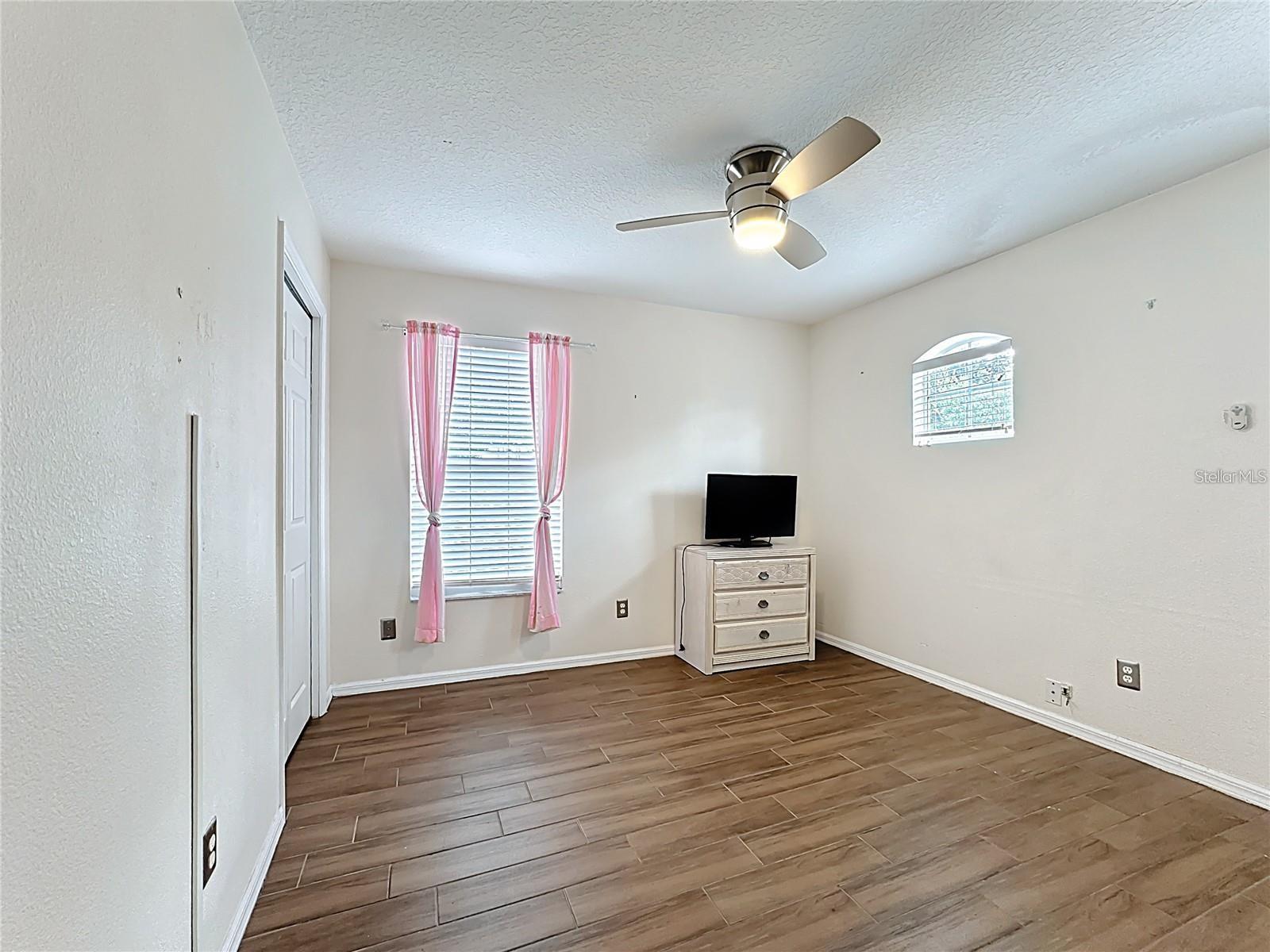 302 JULLIARD BOULEVARD, Davenport, FL 33897