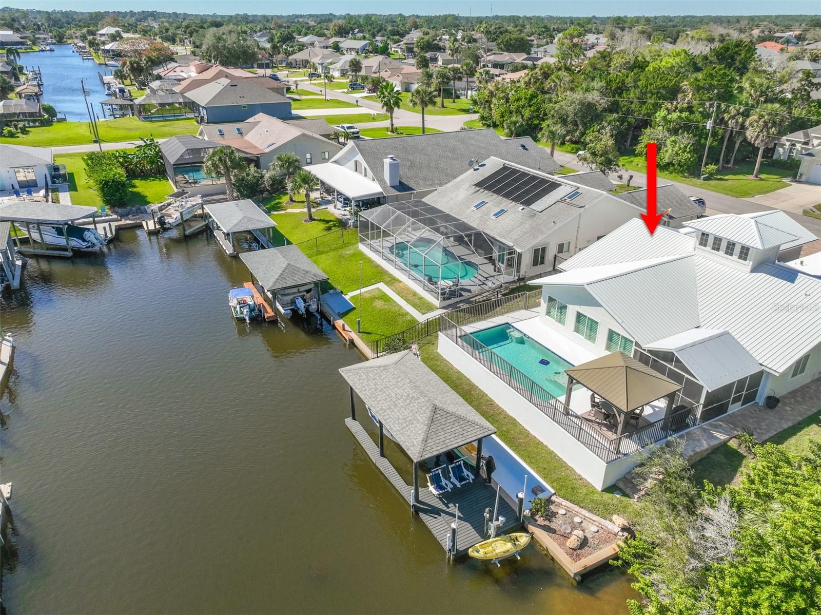 8 CROSSGATE COURT E, Palm Coast, FL 32137