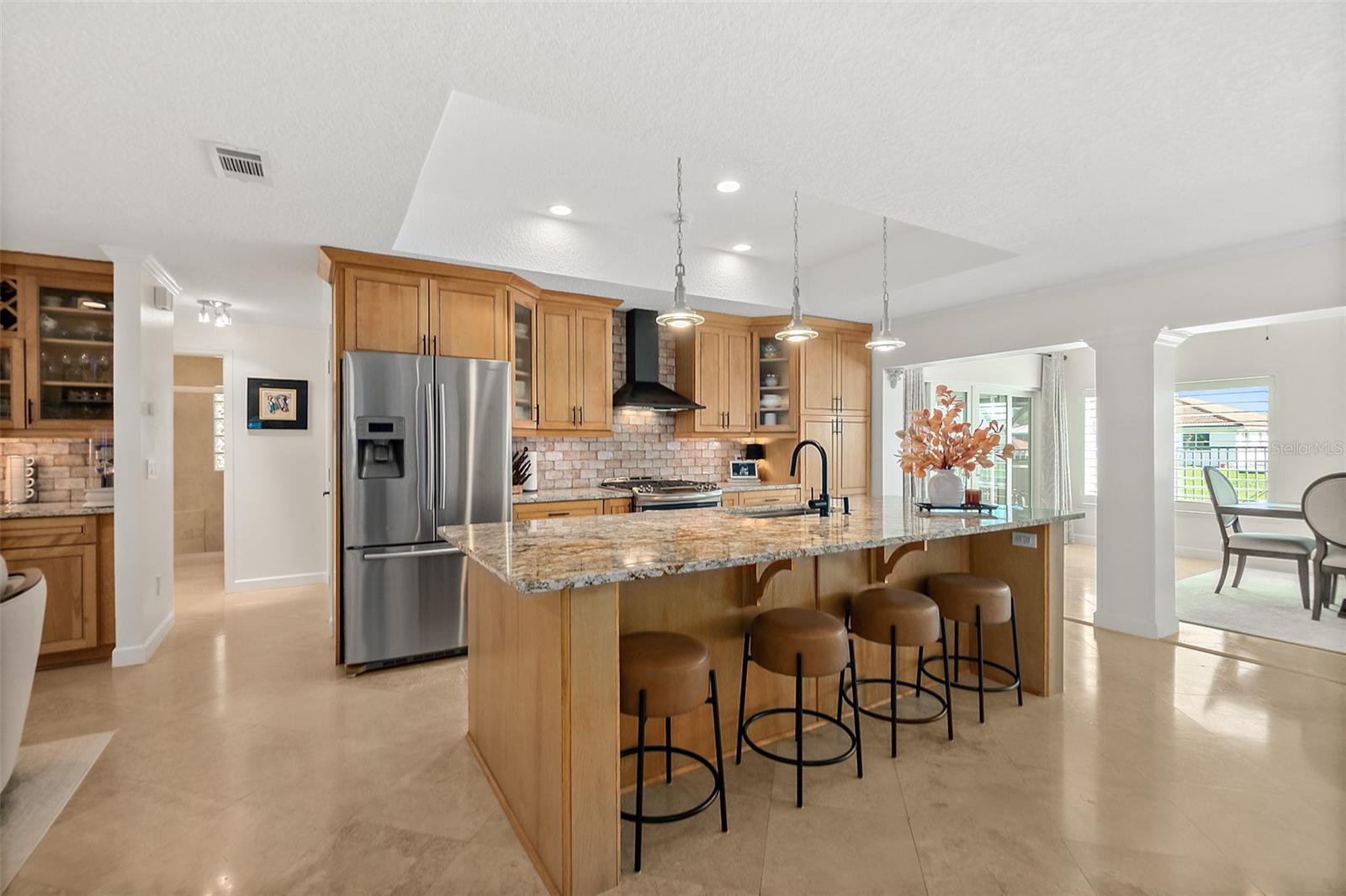8 CROSSGATE COURT E, Palm Coast, FL 32137