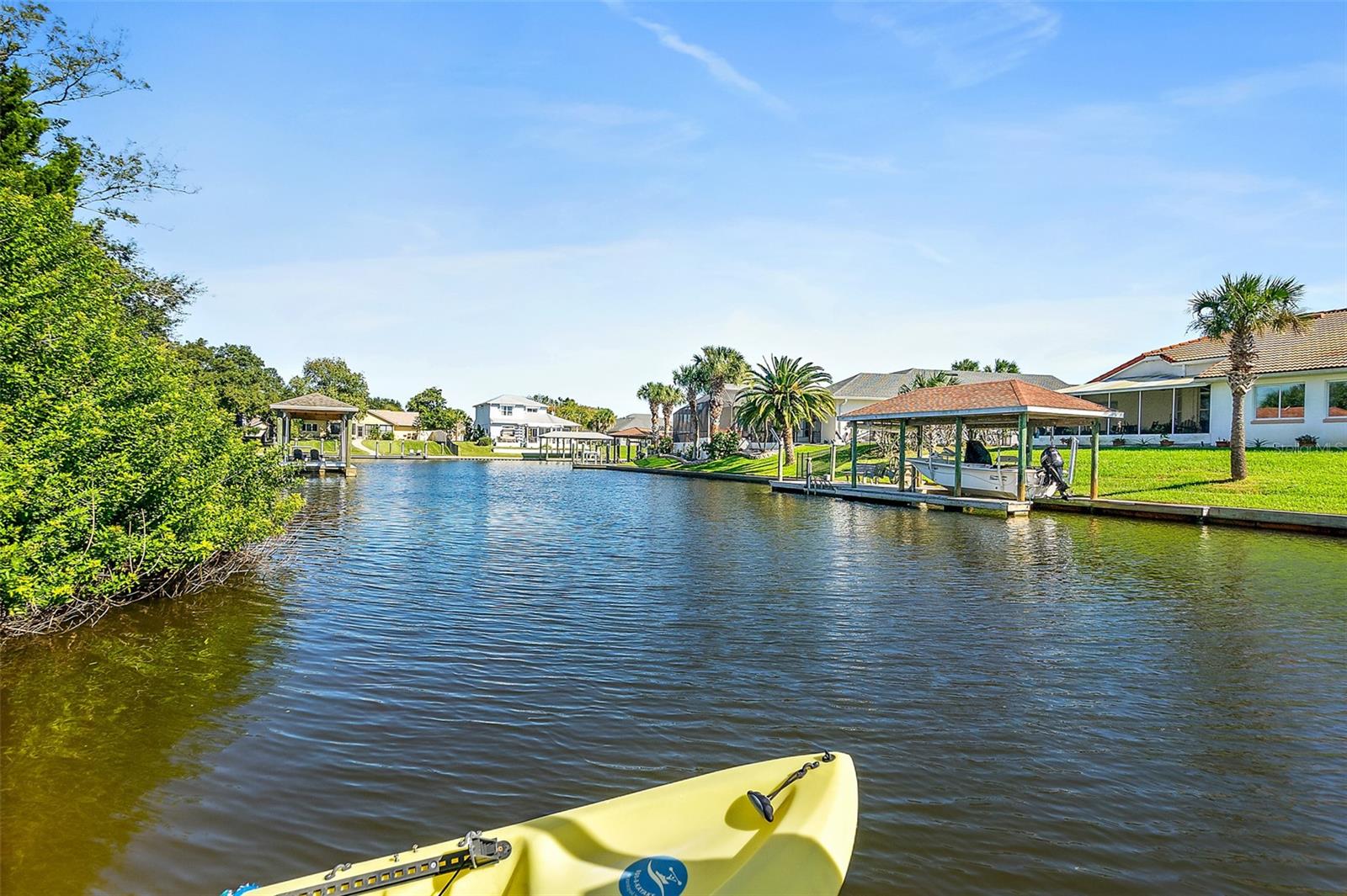 8 CROSSGATE COURT E, Palm Coast, FL 32137