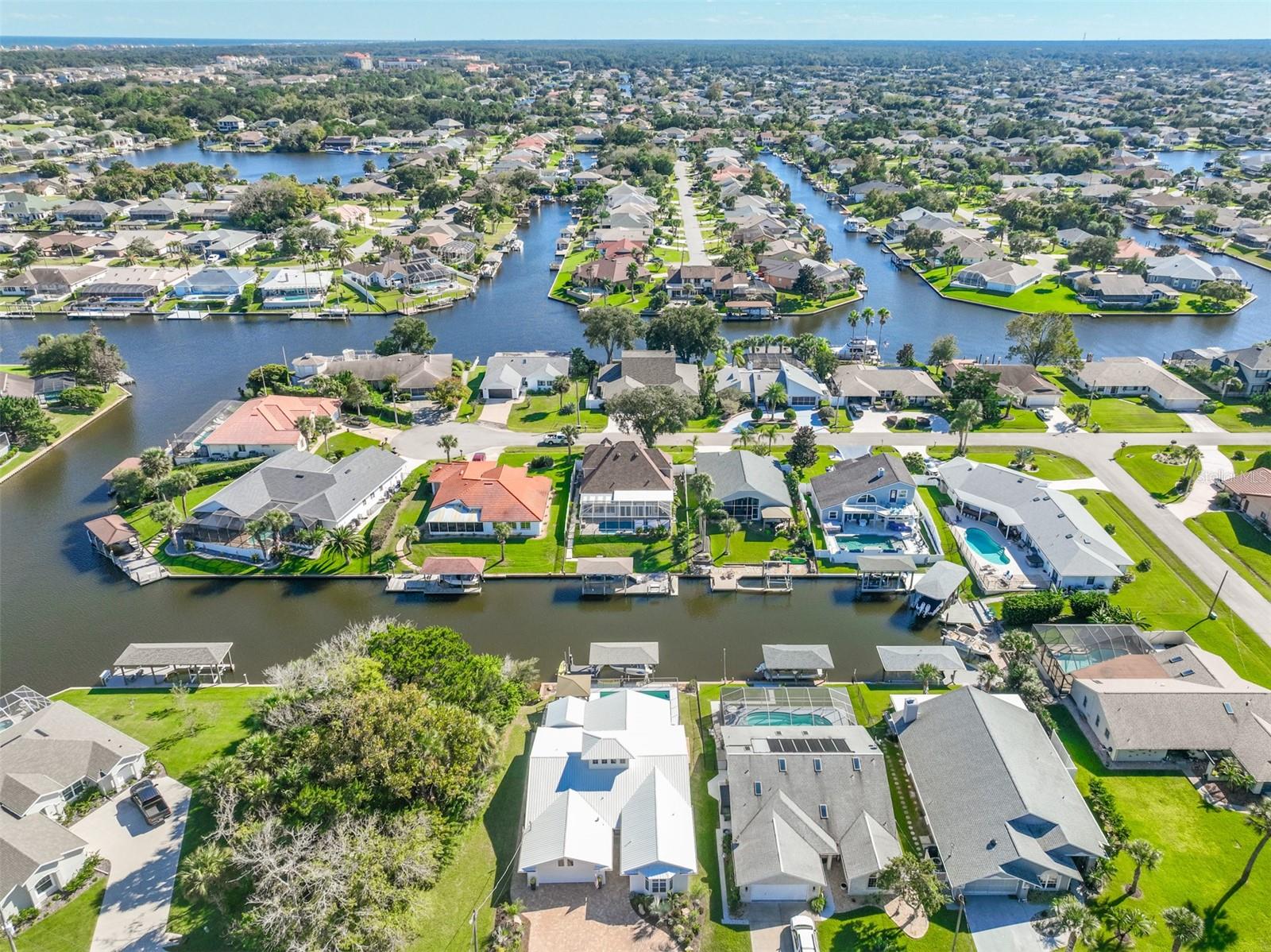 8 CROSSGATE COURT E, Palm Coast, FL 32137