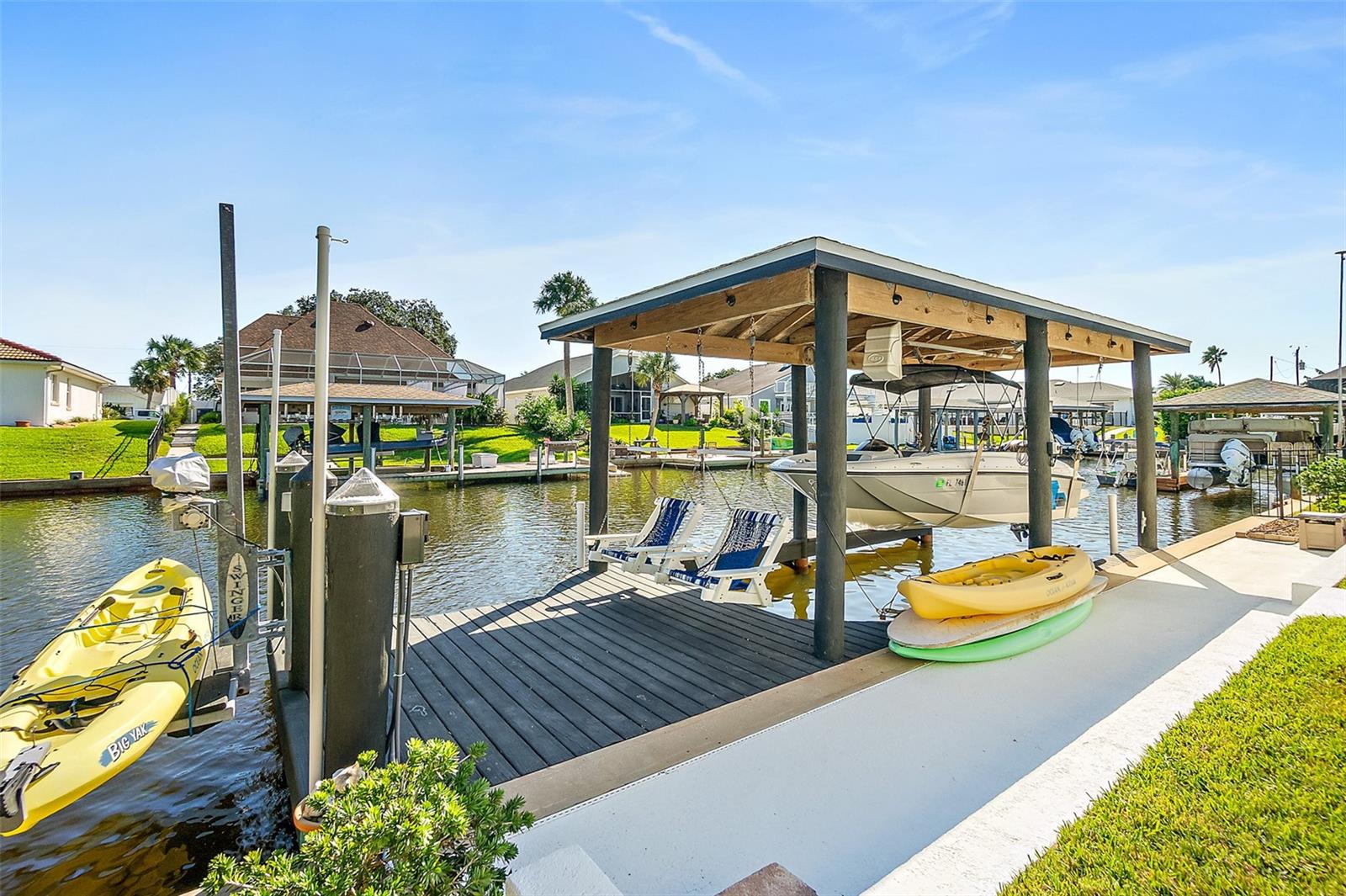8 CROSSGATE COURT E, Palm Coast, FL 32137