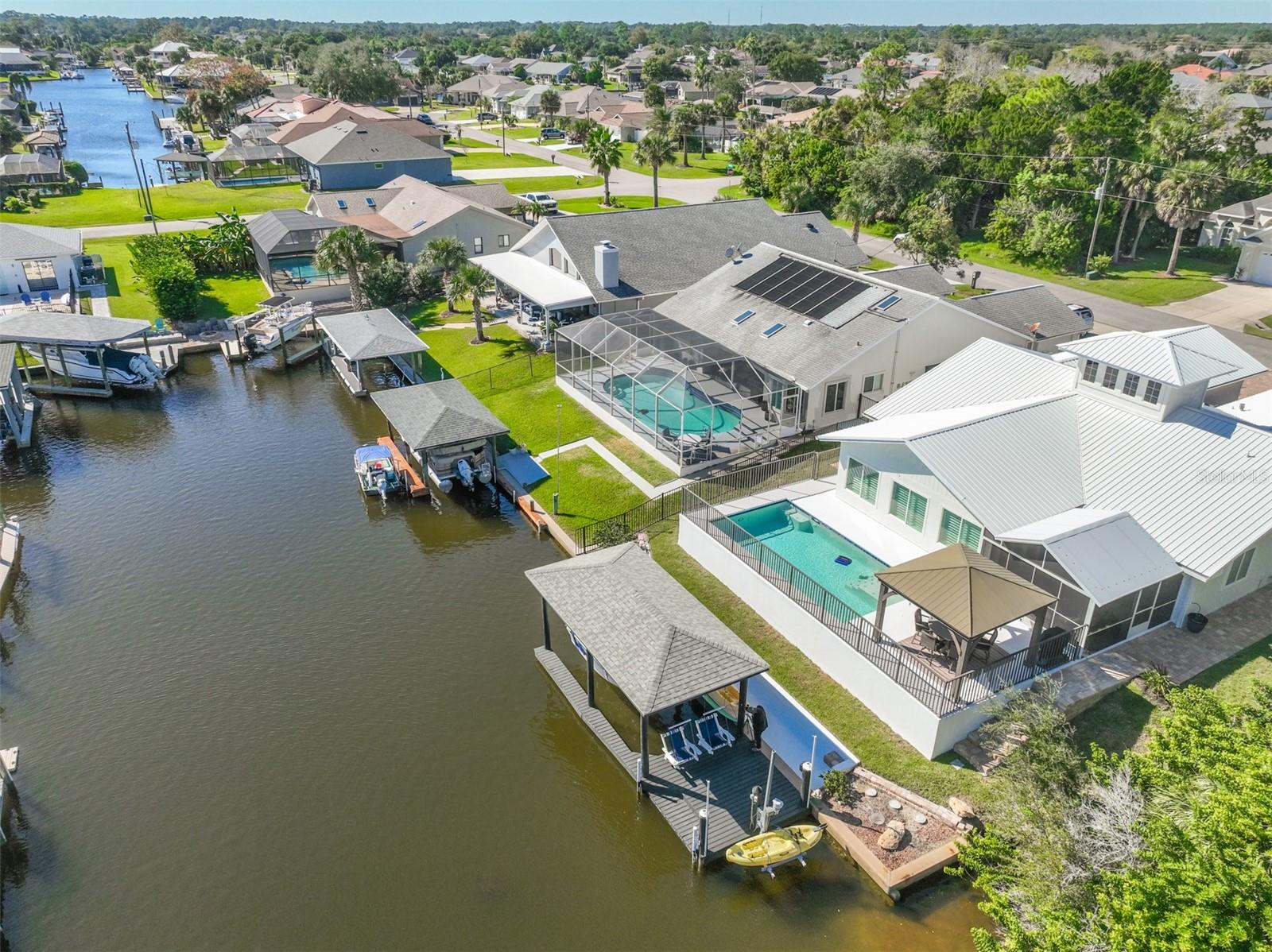 8 CROSSGATE COURT E, Palm Coast, FL 32137