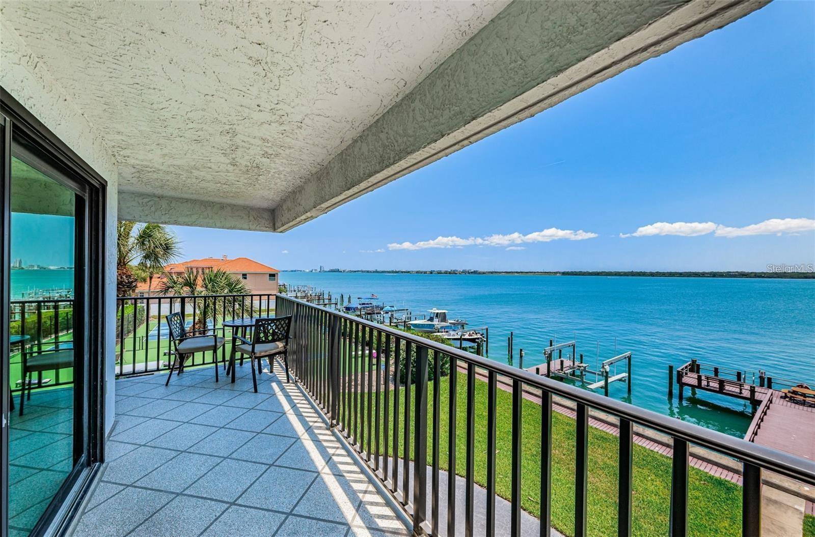 240 SAND KEY ESTATES DRIVE, #222, Clearwater, FL 33767
