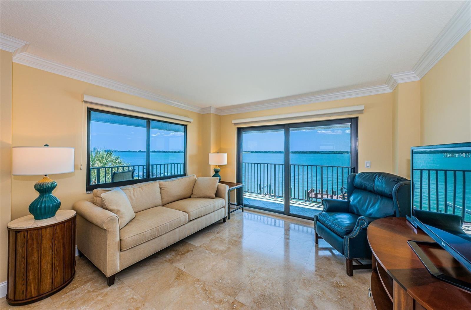 240 SAND KEY ESTATES DRIVE, #222, Clearwater, FL 33767