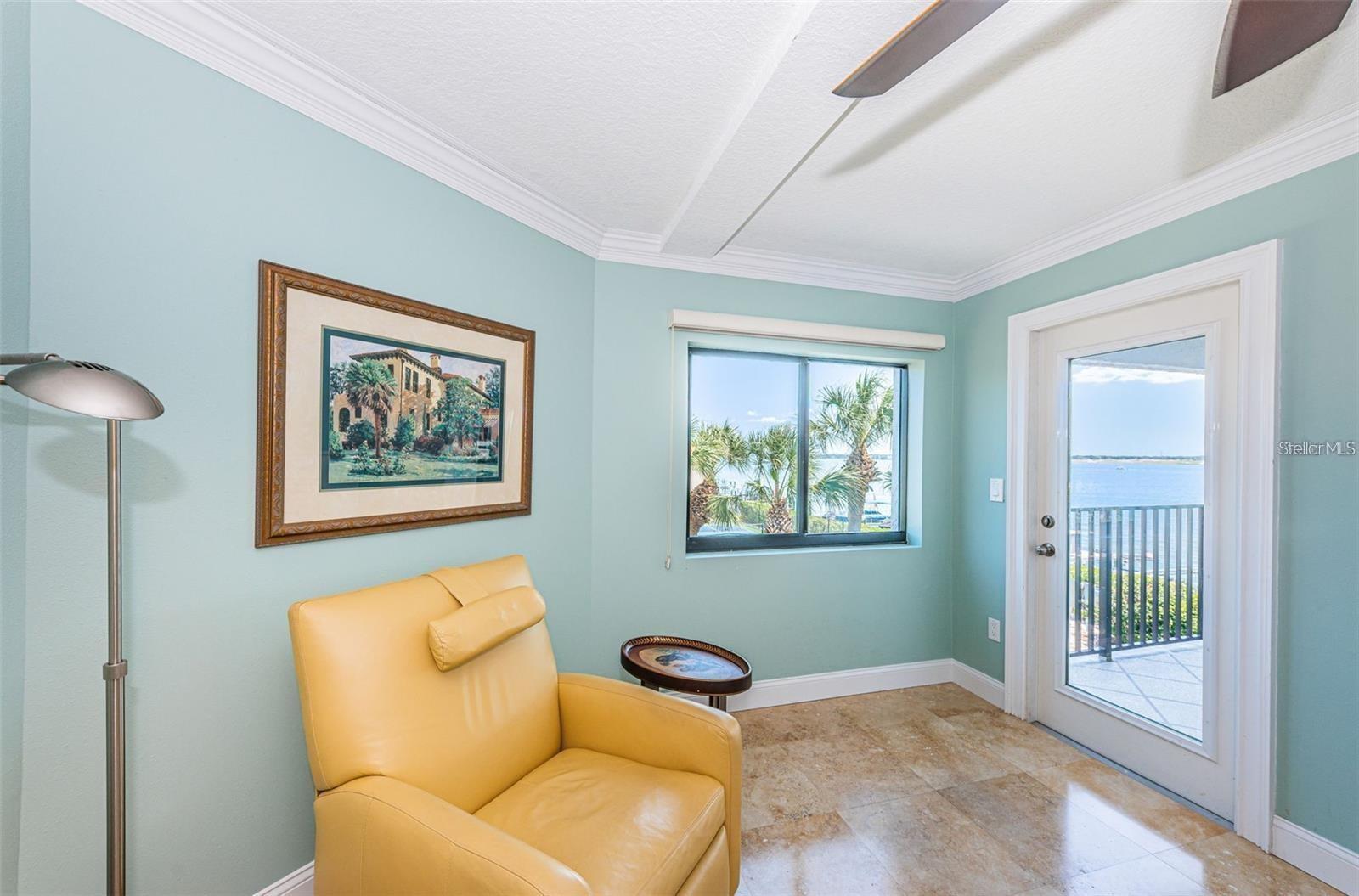 240 SAND KEY ESTATES DRIVE, #222, Clearwater, FL 33767
