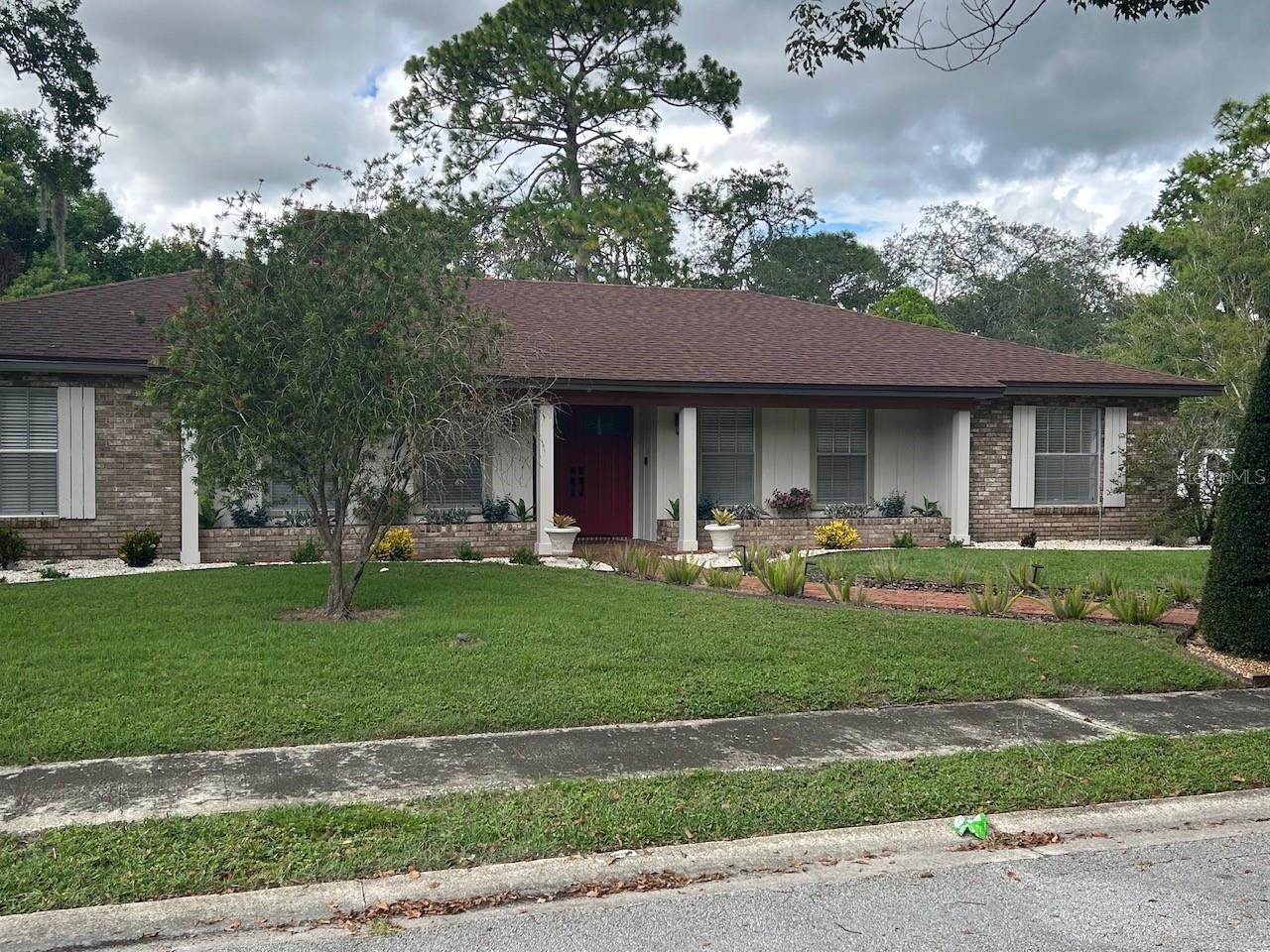 100 PALM LAKE COURT, Longwood, FL 32779