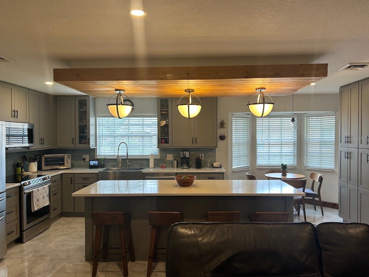 100 PALM LAKE COURT, Longwood, FL 32779
