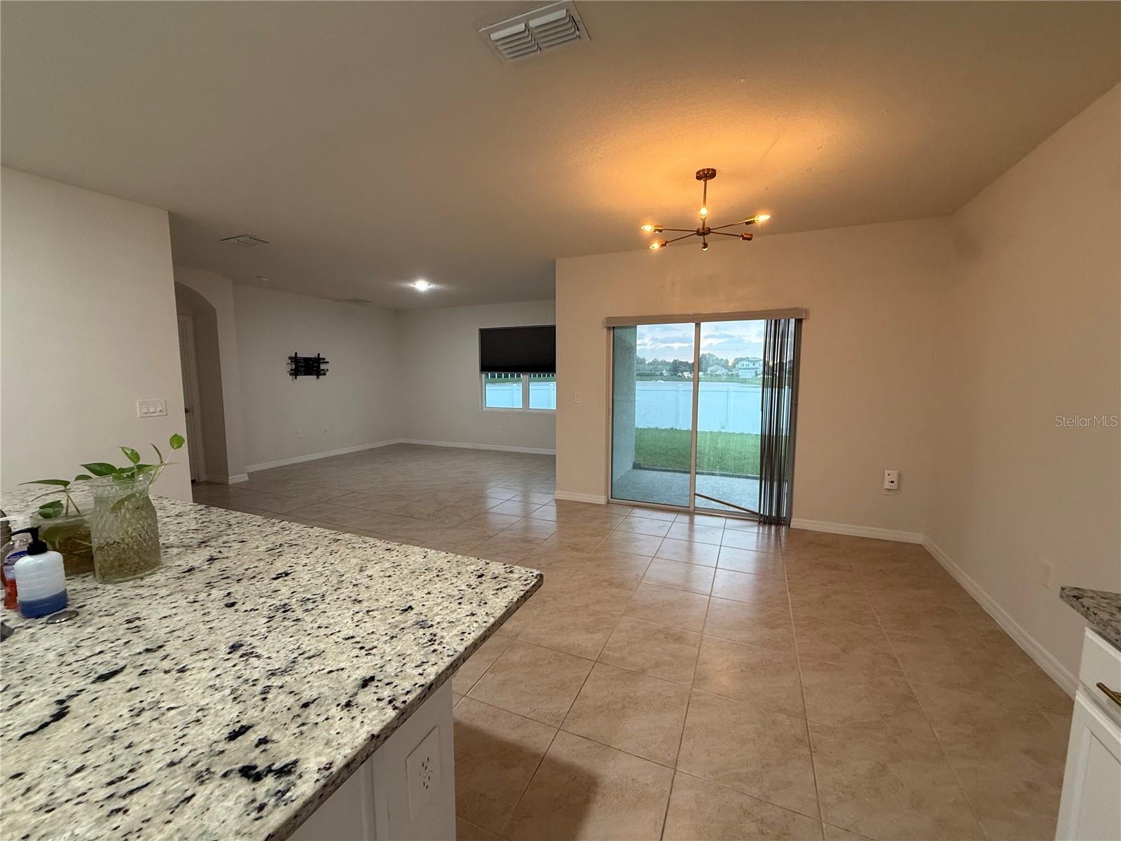 Kitchen/dining area