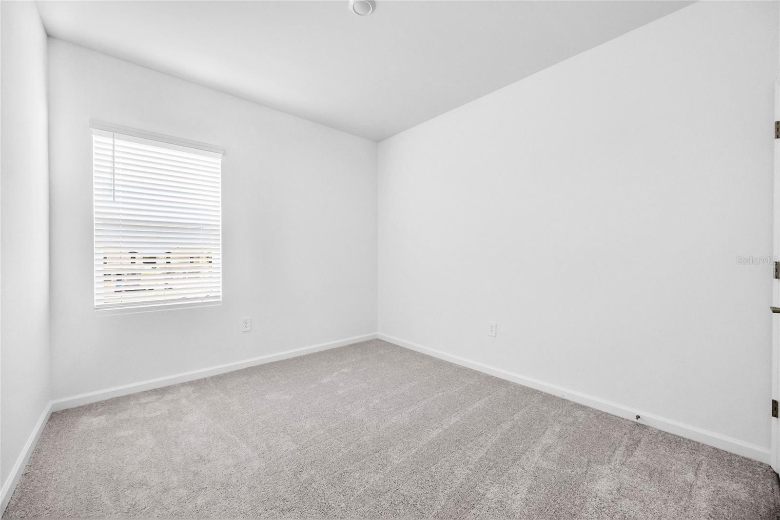 5577 FIONA LANE, St Cloud, FL 34771