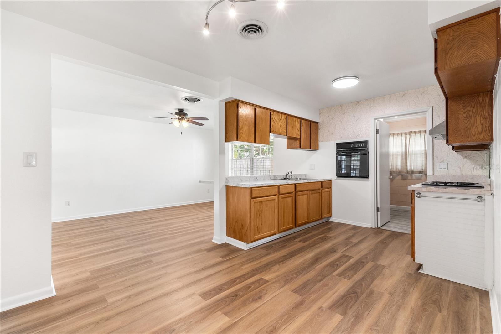 396 TULLIS AVENUE, Longwood, FL 32750