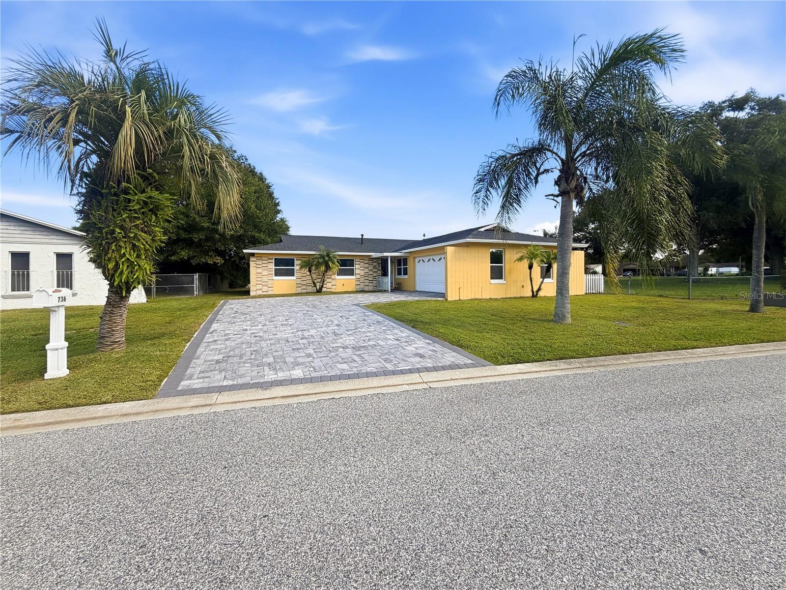 736 LAUREL WAY, Casselberry, FL 32707