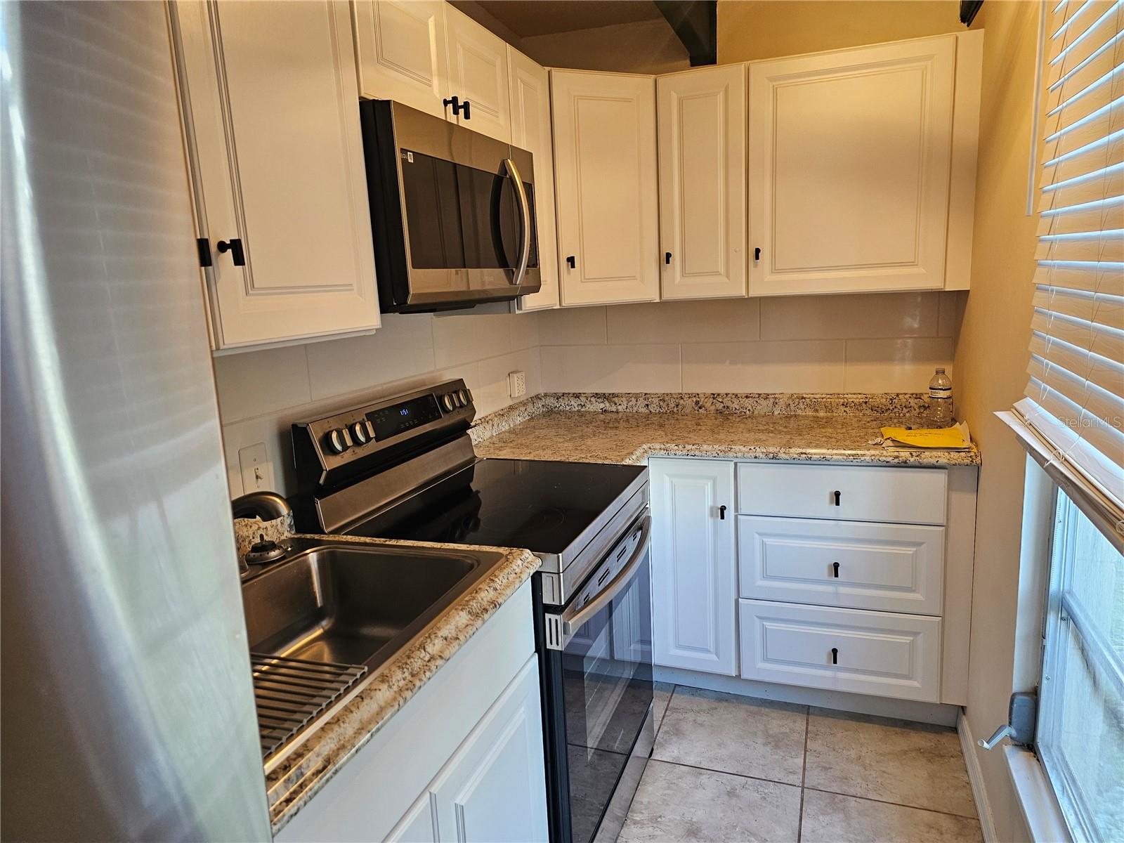 915 CLUB CIRCLE, Lakeshore, FL 33854