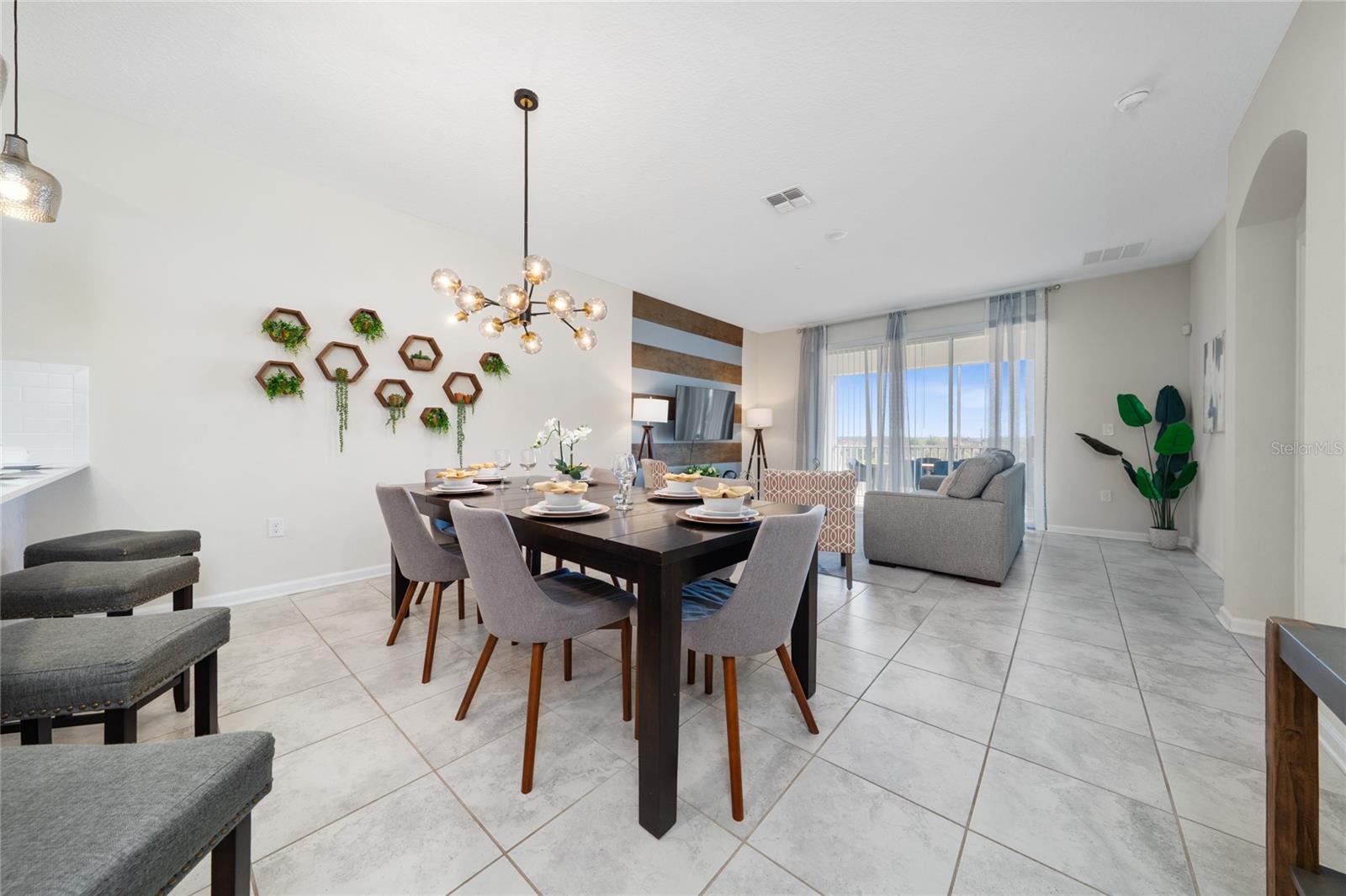 1133 CHALLENGE DRIVE, #1133, Davenport, FL 33896