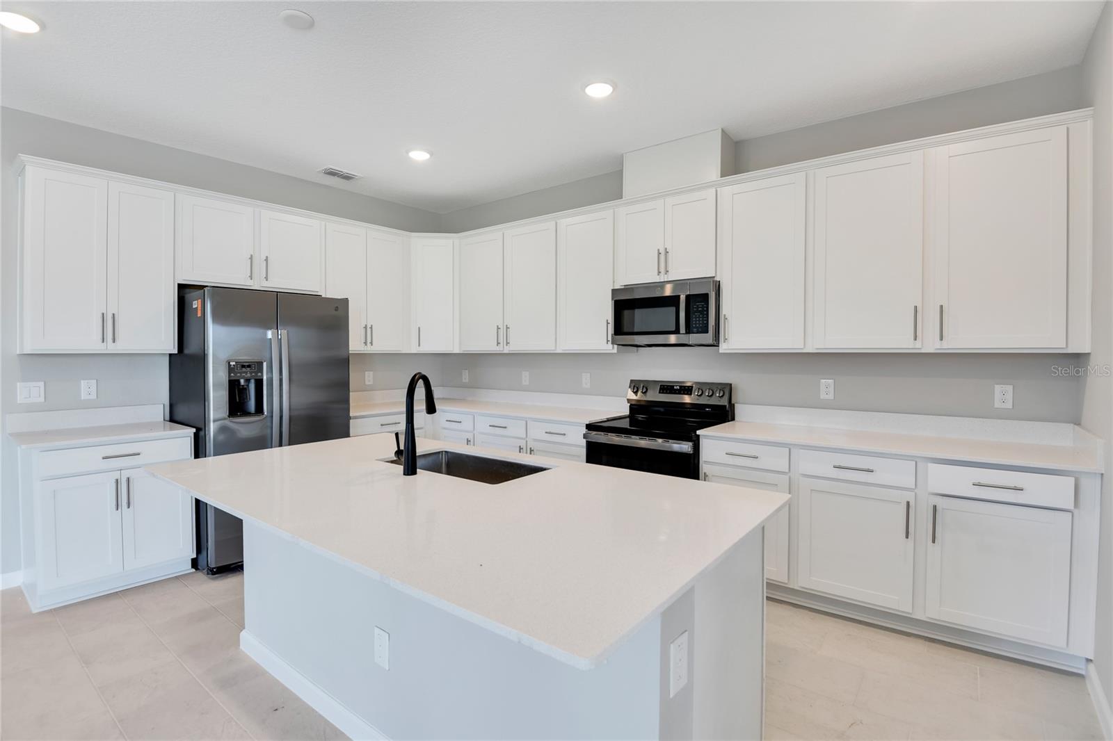 1737 CARNELIAN STREET, Deland, FL 32720