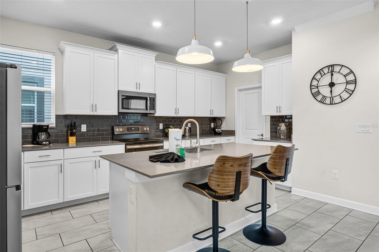 661 DROP SHOT DRIVE, Davenport, FL 33896