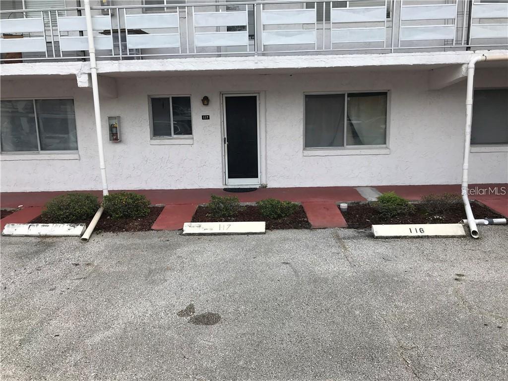 1100 MARTINIQUE DRIVE, #117, Winter Haven, FL 33884