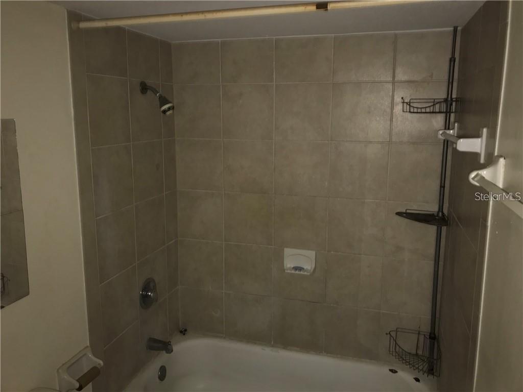 1100 MARTINIQUE DRIVE, #117, Winter Haven, FL 33884