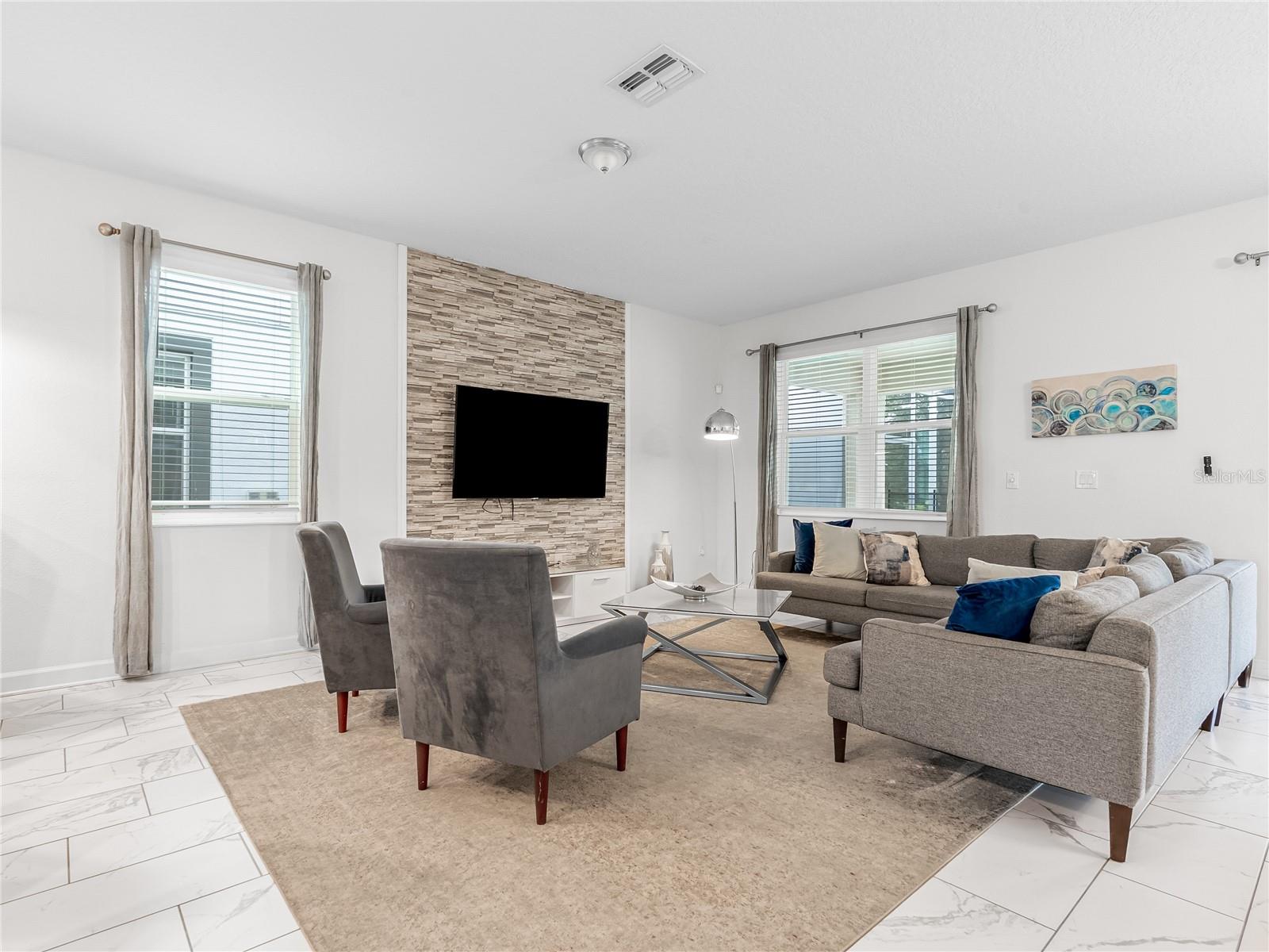 8809 CRUDEN BAY COURT, Davenport, FL 33896