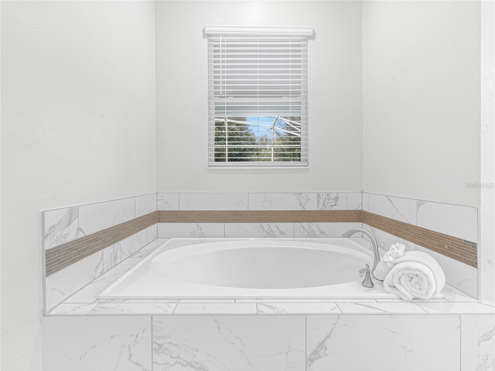 8809 CRUDEN BAY COURT, Davenport, FL 33896